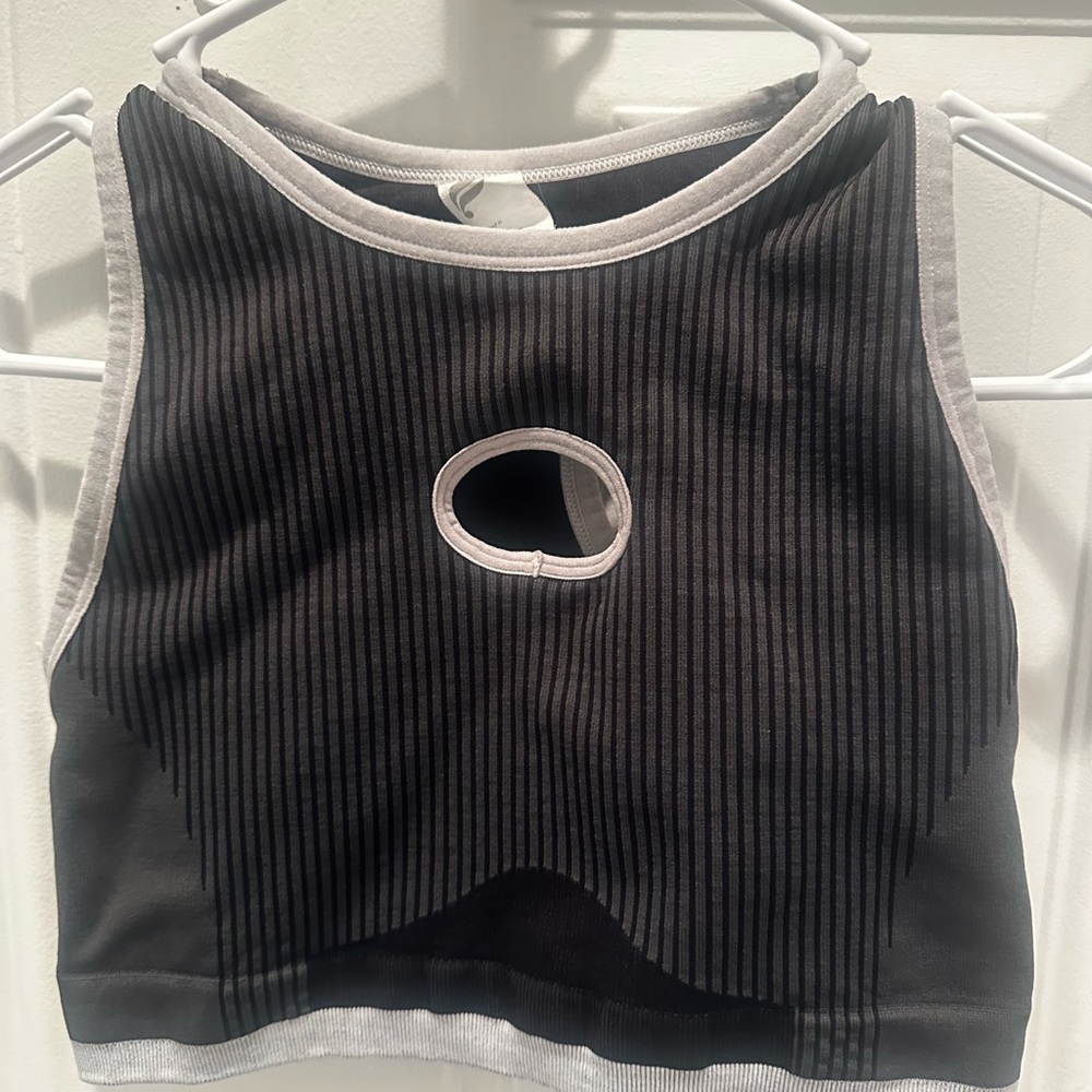 Fabletics Seamless Fusion Low Impact Bra in black with grey trim